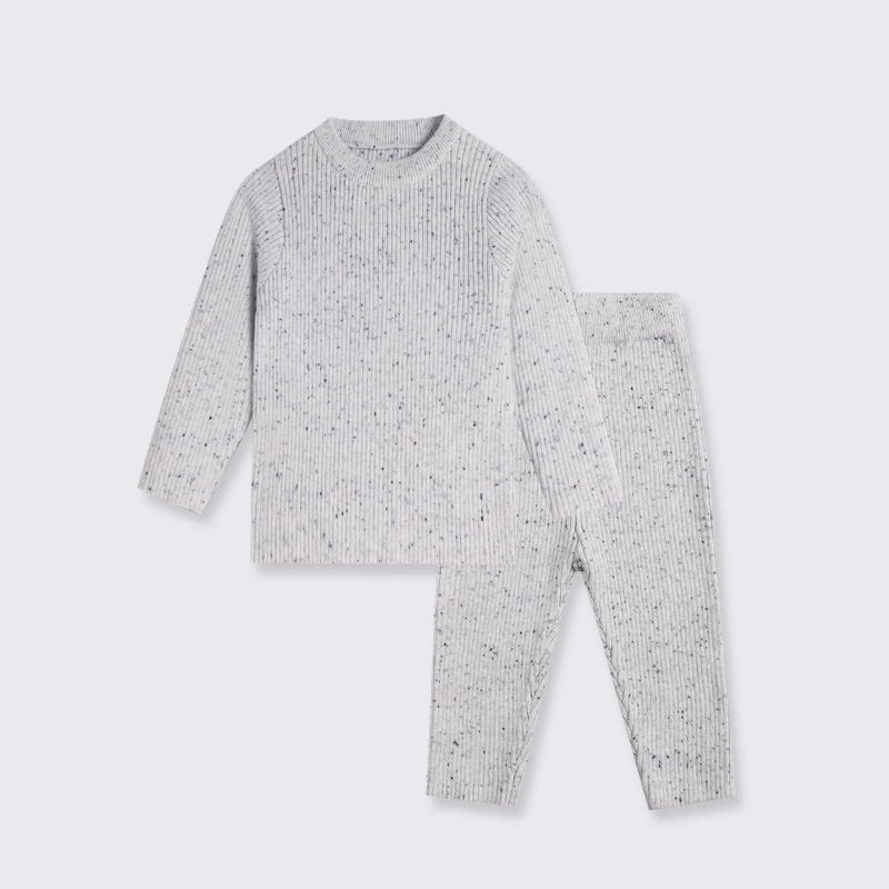 Baby Products Website - Zestaw ubranek dla niemowląt i małych